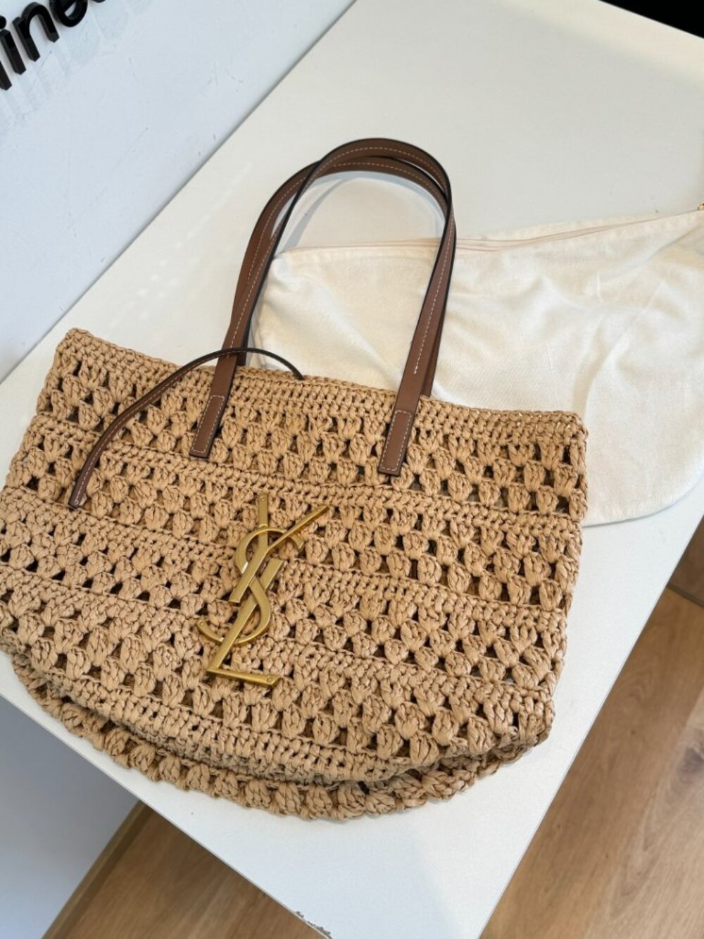 YSL Tan Raffia Tote Gold Logo - Picture 3 of 9